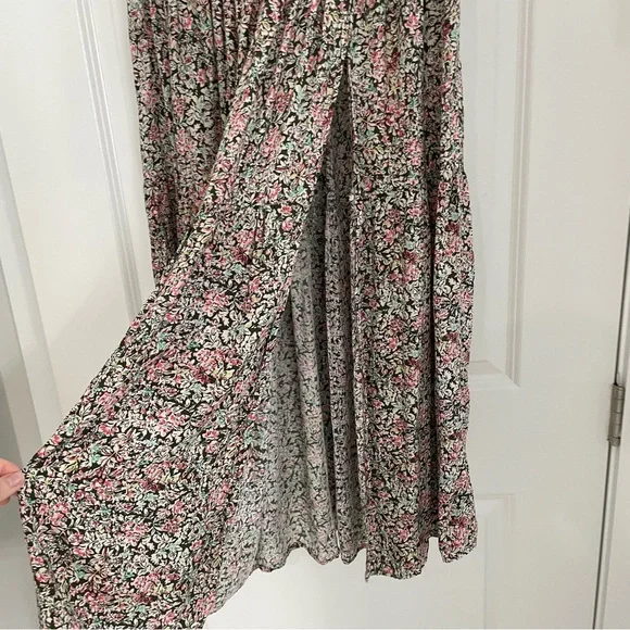 NATURAL LIFE Pink and Green Floral Maxi
Skirt Smocked Waist Flowy Boho Hippie. 1 - Picture 7 of 9